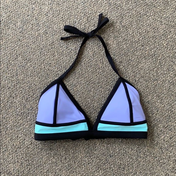 Xhilaration Other - Xhilaration colorblock bikini top size D/DD